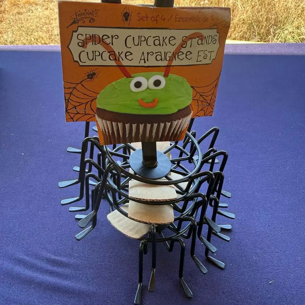 Brand Castle Festival Spider Cupcake Stand Set